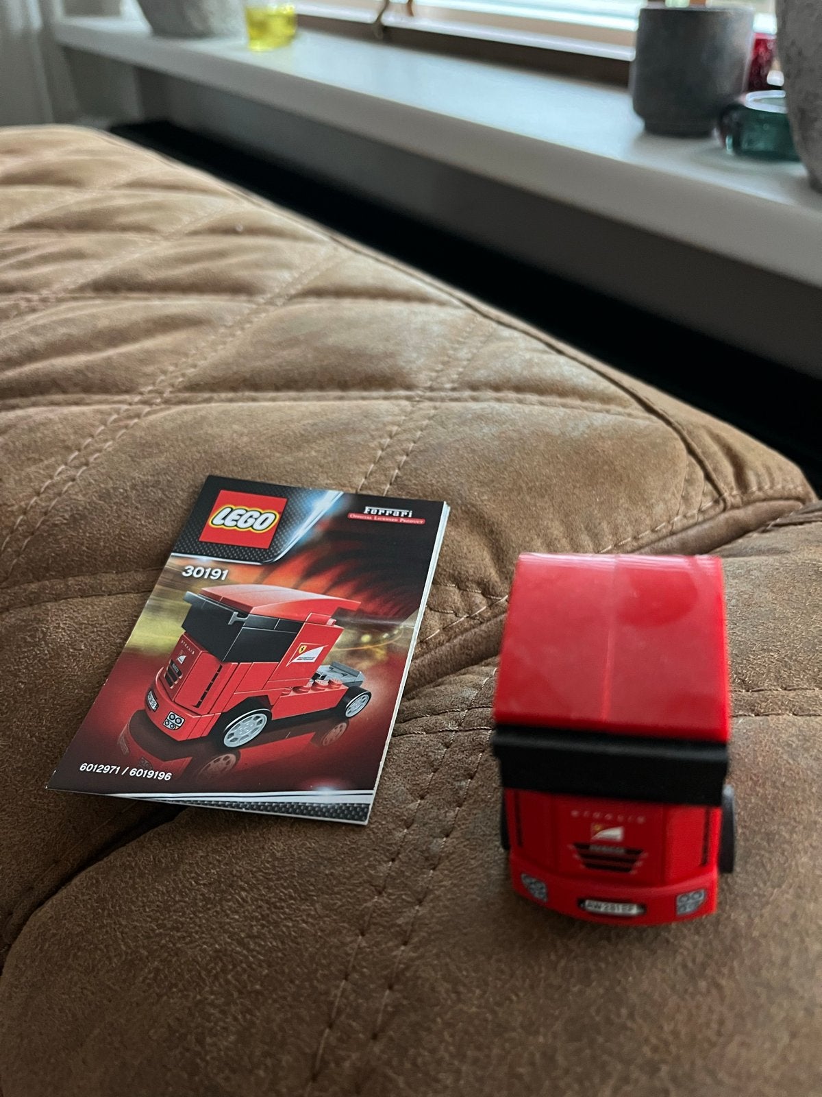 Lego Ferrari Truck 30191 - 100% Compleet met instructies, Gebruikt, Overige thema's, Lego, Ophalen of Verzenden