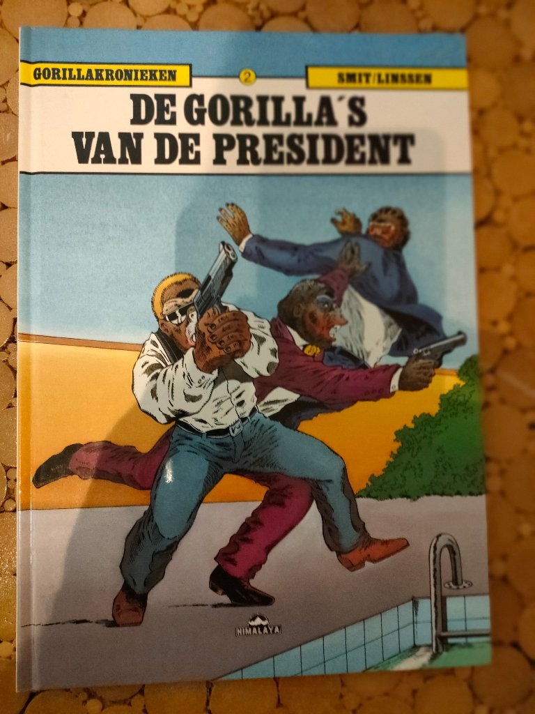 DE GORILLAKRONIEKEN door Smit en Linssen (hc), Eén stripboek, Ophalen of Verzenden, Gelezen