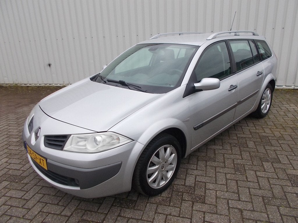 Renault Mégane Grand Tour 2.0-16V Privilège ( APK KEURING, Auto's, Renault, Gebruikt, 4 cilinders, Origineel Nederlands, Grijs
