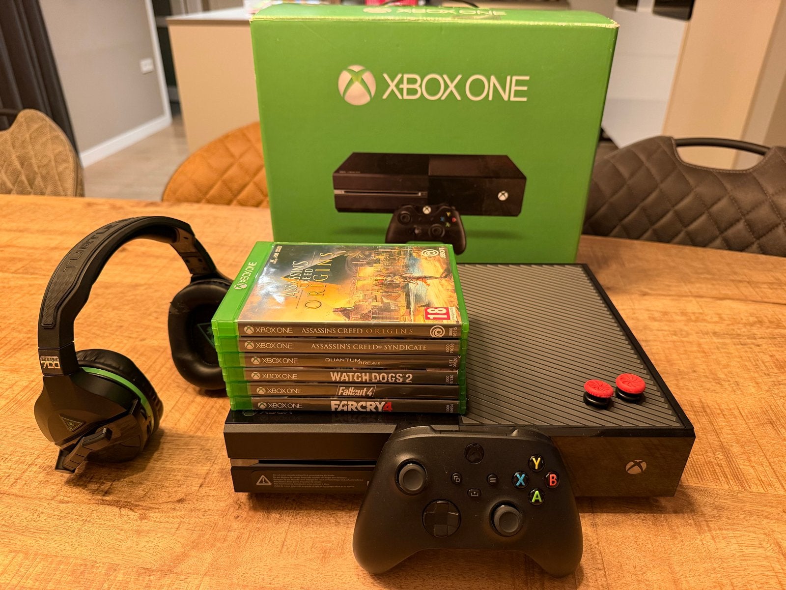 Xbox One Console + games + Turtle Beach Stealth 700 headset, Gebruikt, Vanaf 18 jaar, 1 speler, Ophalen