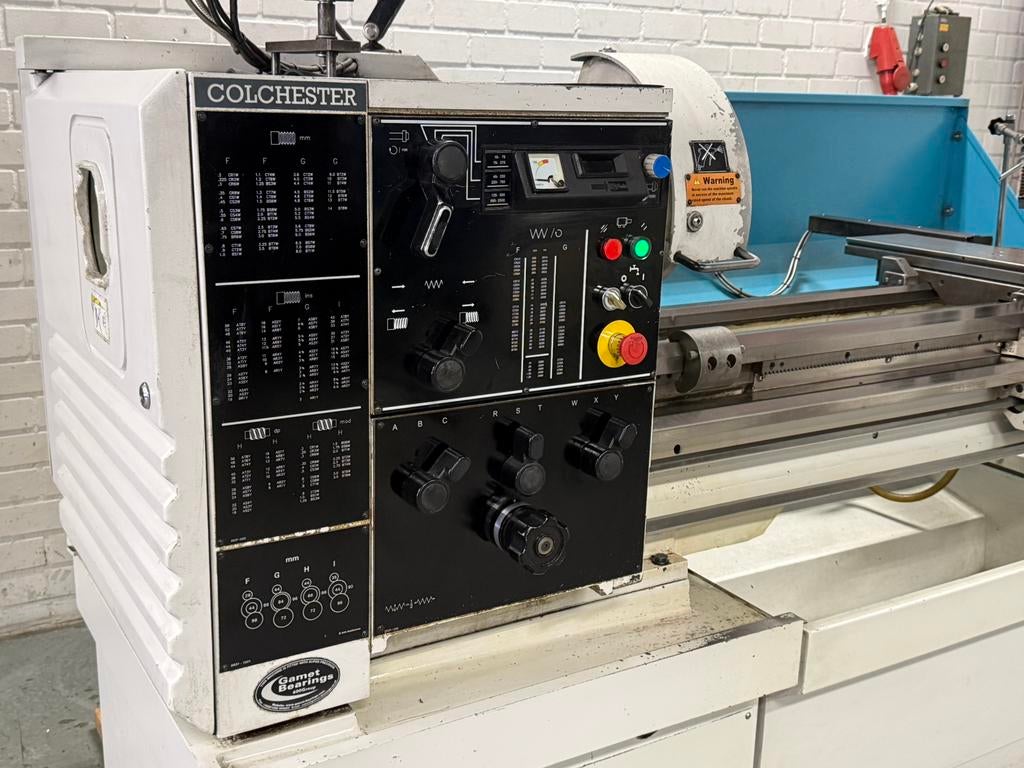 Colchester Triumph 2500 Conventionele Draaibank, Doe-het-zelf en Verbouw, Ophalen, Info@dimatech.nl, Gebruikt, 1000 mm of meer