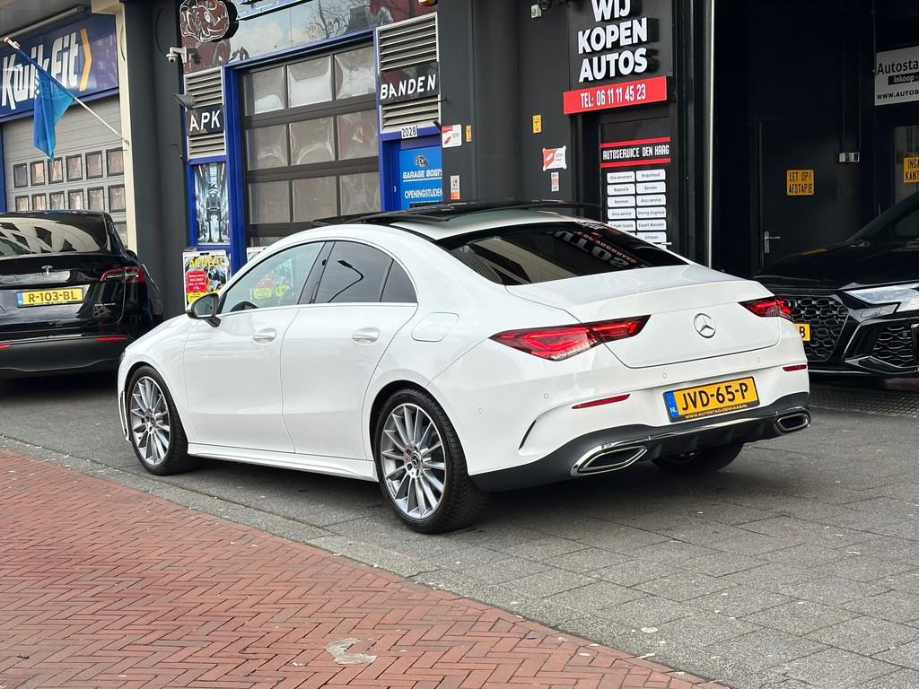 Mercedes-Benz CLA-klasse 200 AMG Aut Leer Navi Camera Pano, Auto's, CLA, Gebruikt, Euro 6, 4 cilinders