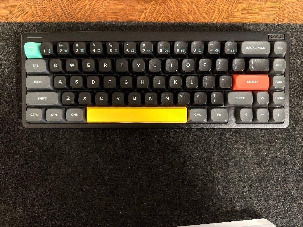 NuPhy Halo65 V2 – Mechanical Keyboard (65%) incl polssteun, Computers en Software, Ophalen of Verzenden