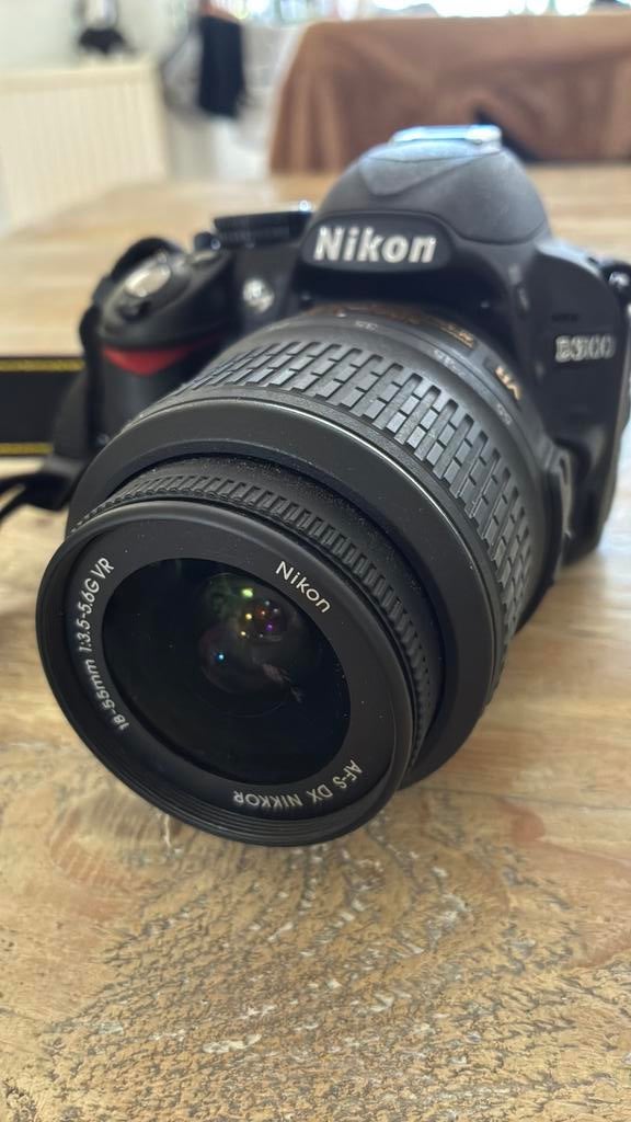Nikon D3100 met 18-55 mm lens, Ophalen, Zo goed als nieuw, Nikon