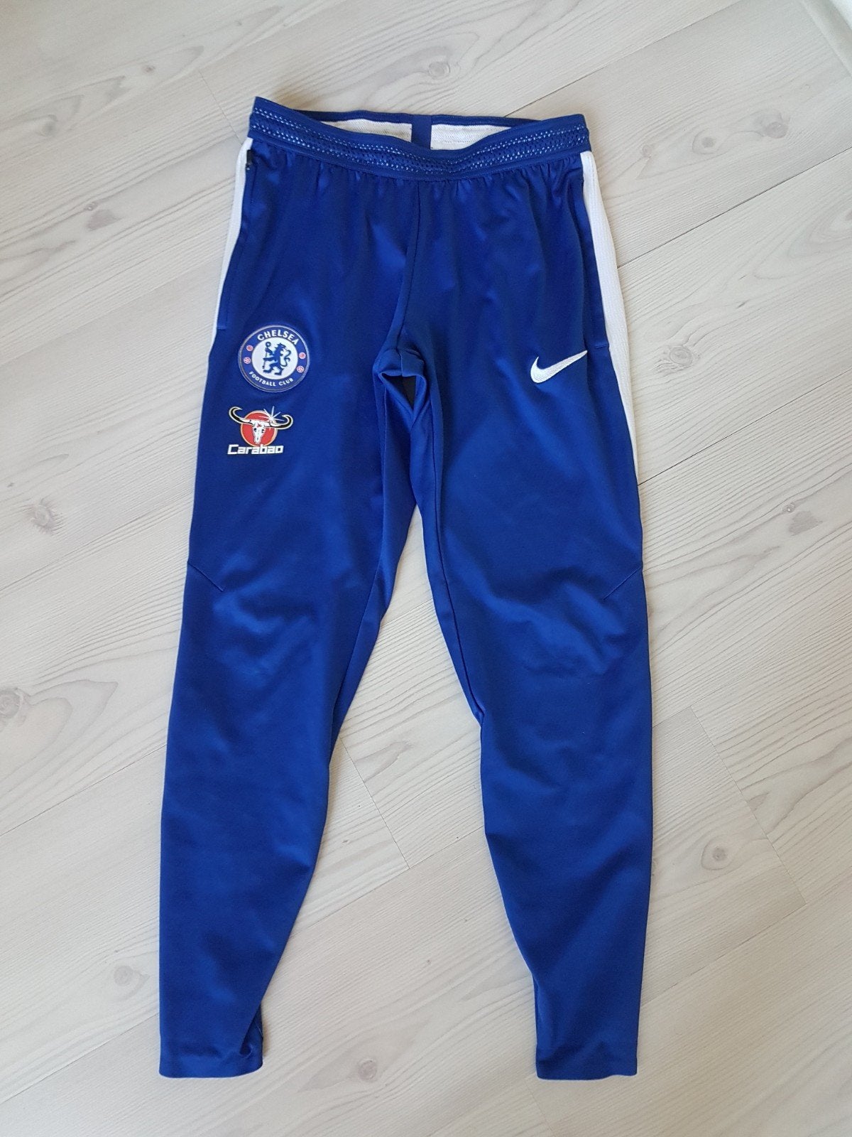 Chelsea heren trainingsbroek in size small, Maat XS of kleiner, Ophalen of Verzenden, Zo goed als nieuw, Broek