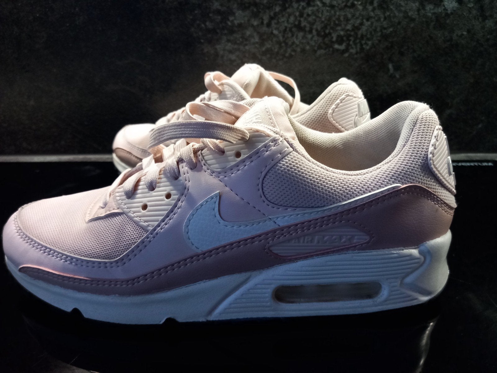 Nike air max 90 maat 41,barely rose pink, Ophalen of Verzenden, Zo goed als nieuw, Roze, Sneakers of Gympen