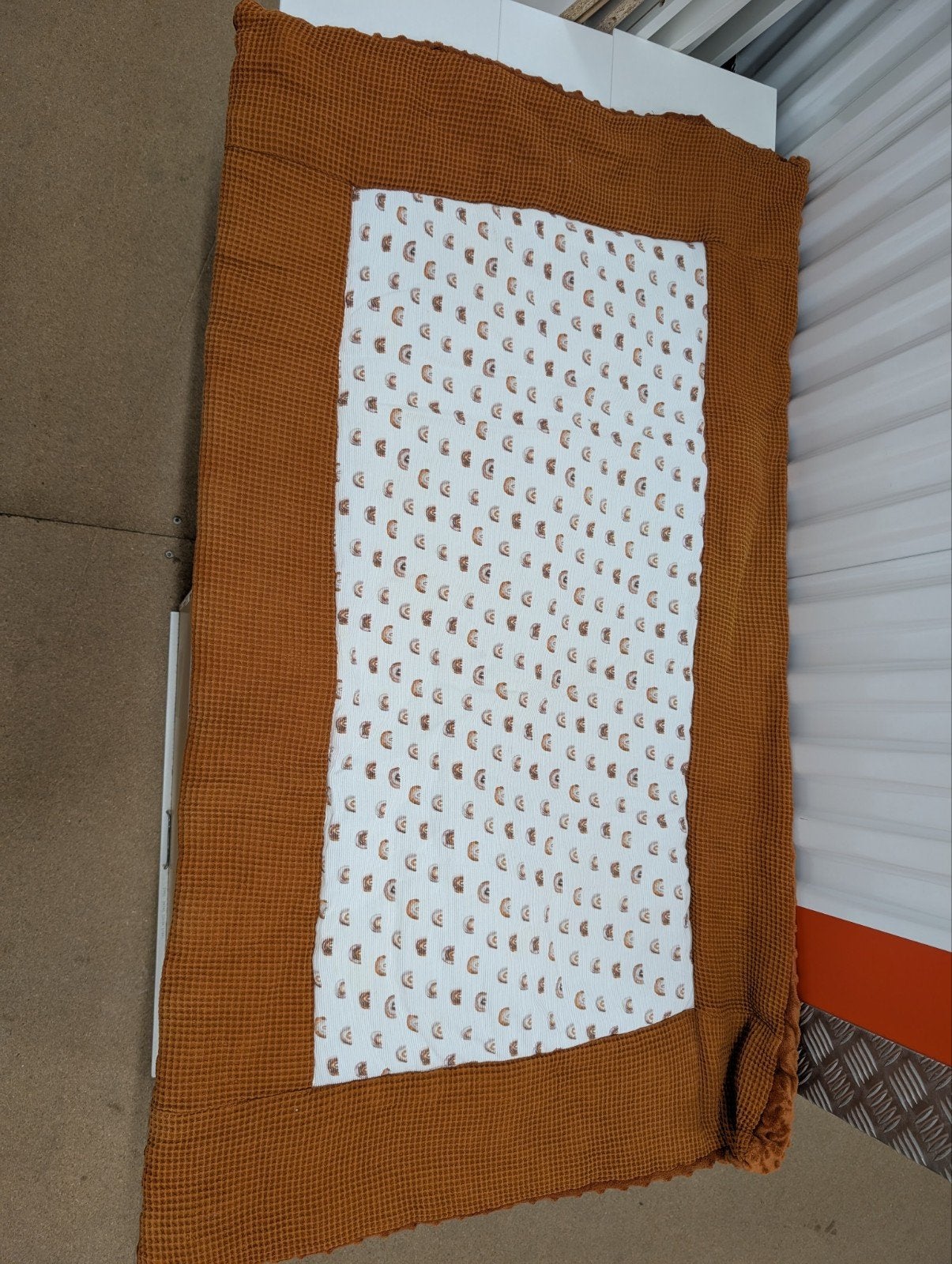 Tweeling box zwart met 2 boxkleeden en matras, Kinderen en Baby's, Boxen, Ophalen, Gebruikt, Rechthoekig, Wieltjes