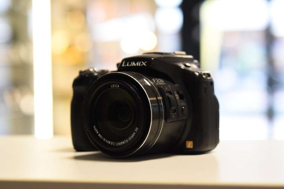 Panasonic Lumix FZ200 (Heerenveen), Audio, Tv en Foto, Fotocamera's Digitaal, Foto-Groep, Webshop@foto-groep.nl, Luttekepoortstraat 26 3841 AX Harderwijk