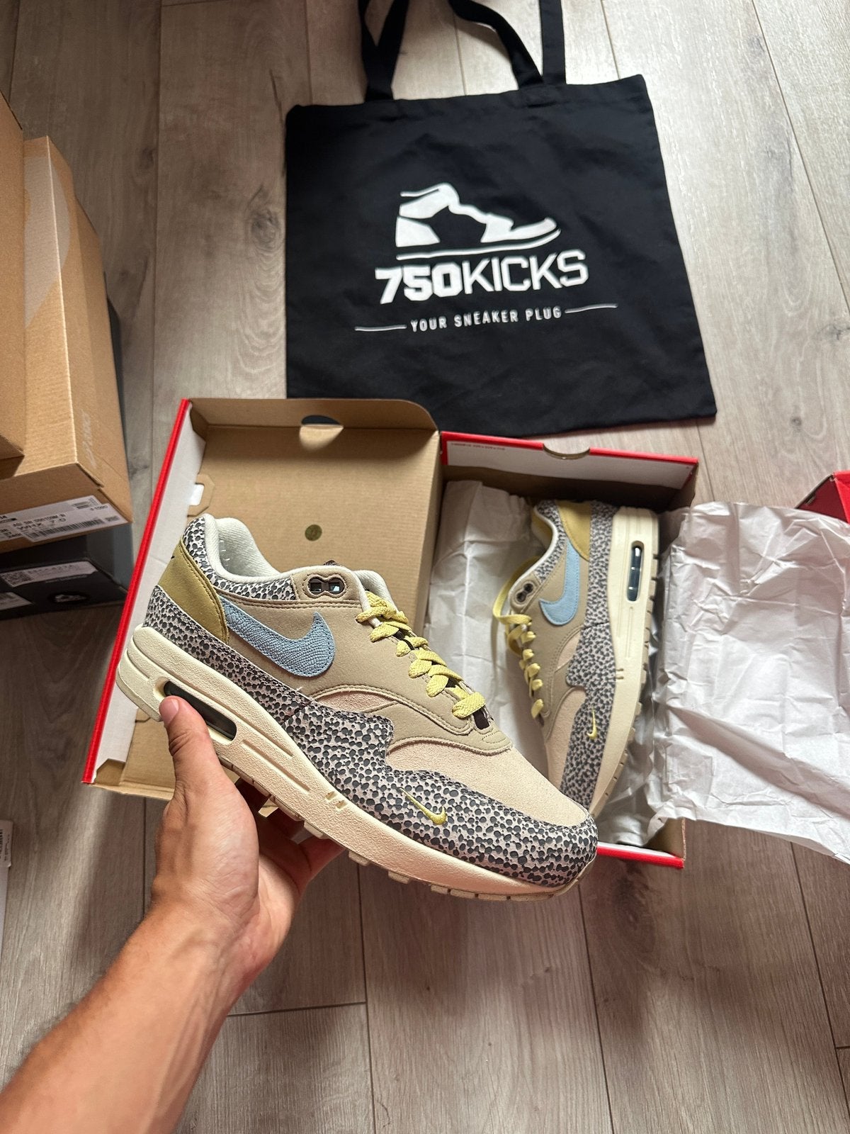 Nike Air Max 1 Safari Cobblestone Maat EU44,5 44.5, Overige kleuren, Nieuw, Ophalen of Verzenden, Sneakers of Gympen