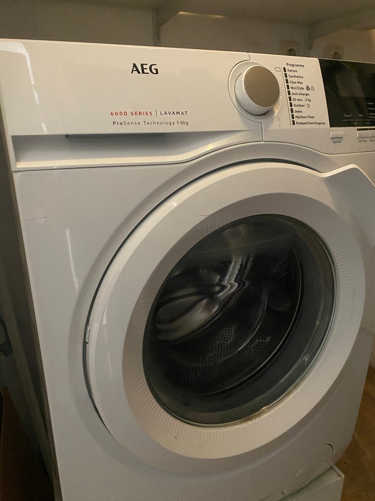 AEG Lavamat 6000 Series ProSense 1-8kg Wasmachine, Ophalen, 1200 tot 1600 toeren, Gebruikt, 8 tot 10 kg