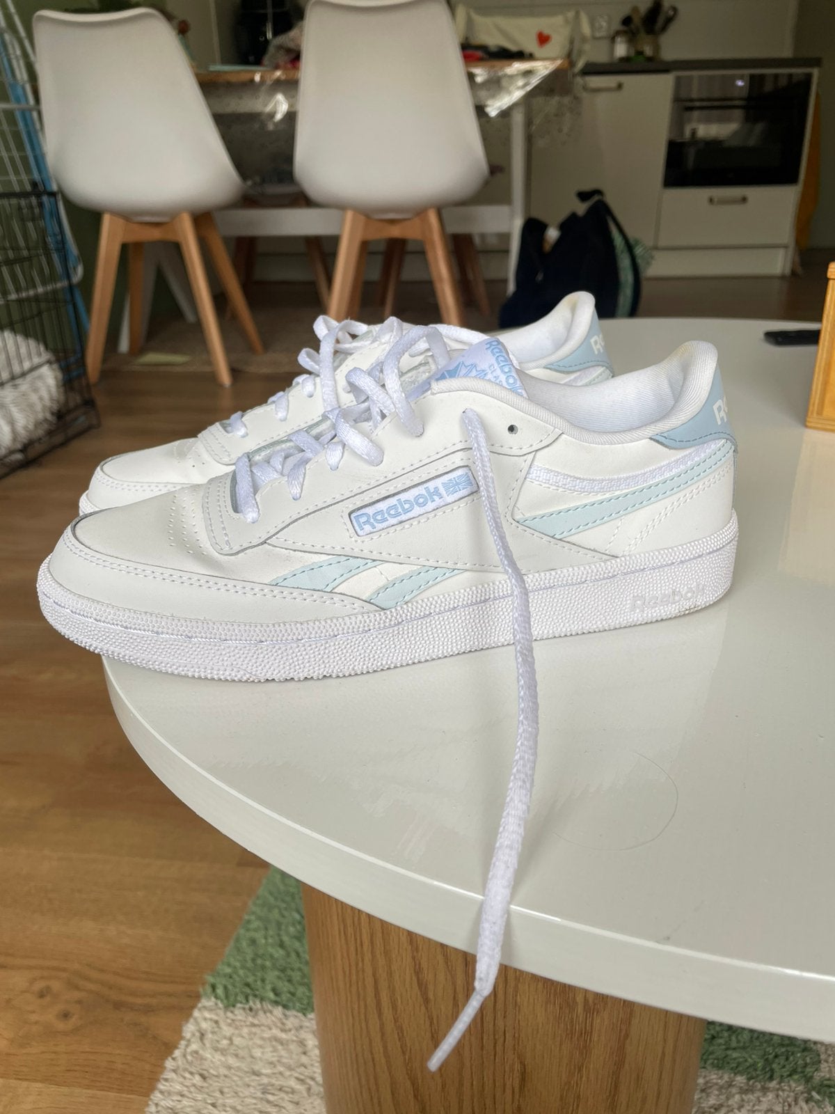 Reebok maat 38, Ophalen of Verzenden, Zo goed als nieuw, Zwart, Trouwjurk