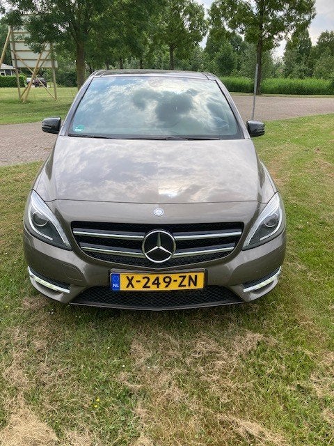 Mercedes-Benz B-Klasse 2.0 Benzine €12500,00 - 82.000 KM NAP, 1325 kg, Particulier, Bluetooth, 17 km/l