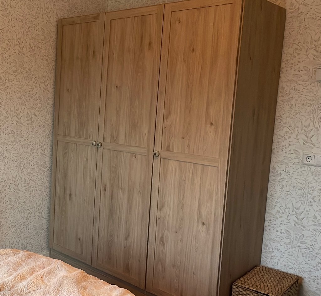 Kledingkast Lynn 3-deurs, Ophalen, Eikenhout, Zo goed als nieuw, 150 tot 200 cm