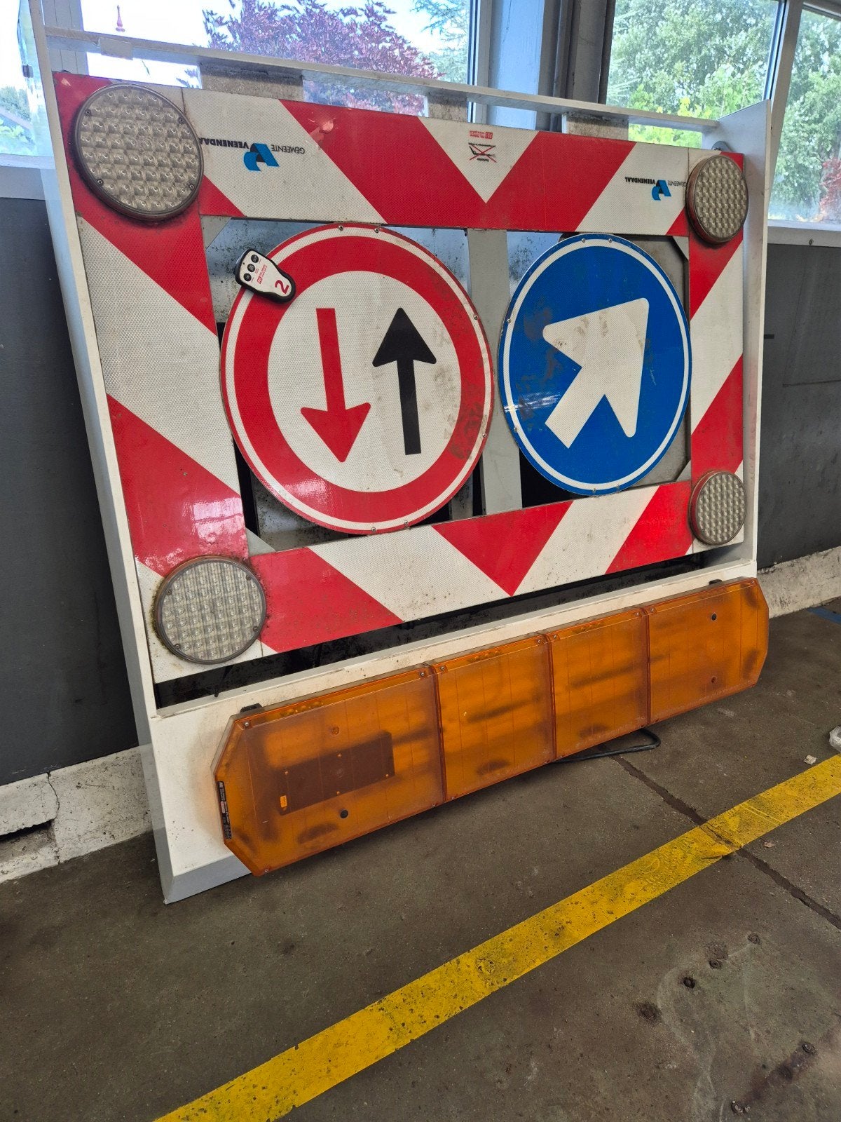 Elektrisch Pijlwagen Actieframe Dakmontage – LED Zwaailamp /, Ophalen of Verzenden, Nieuw