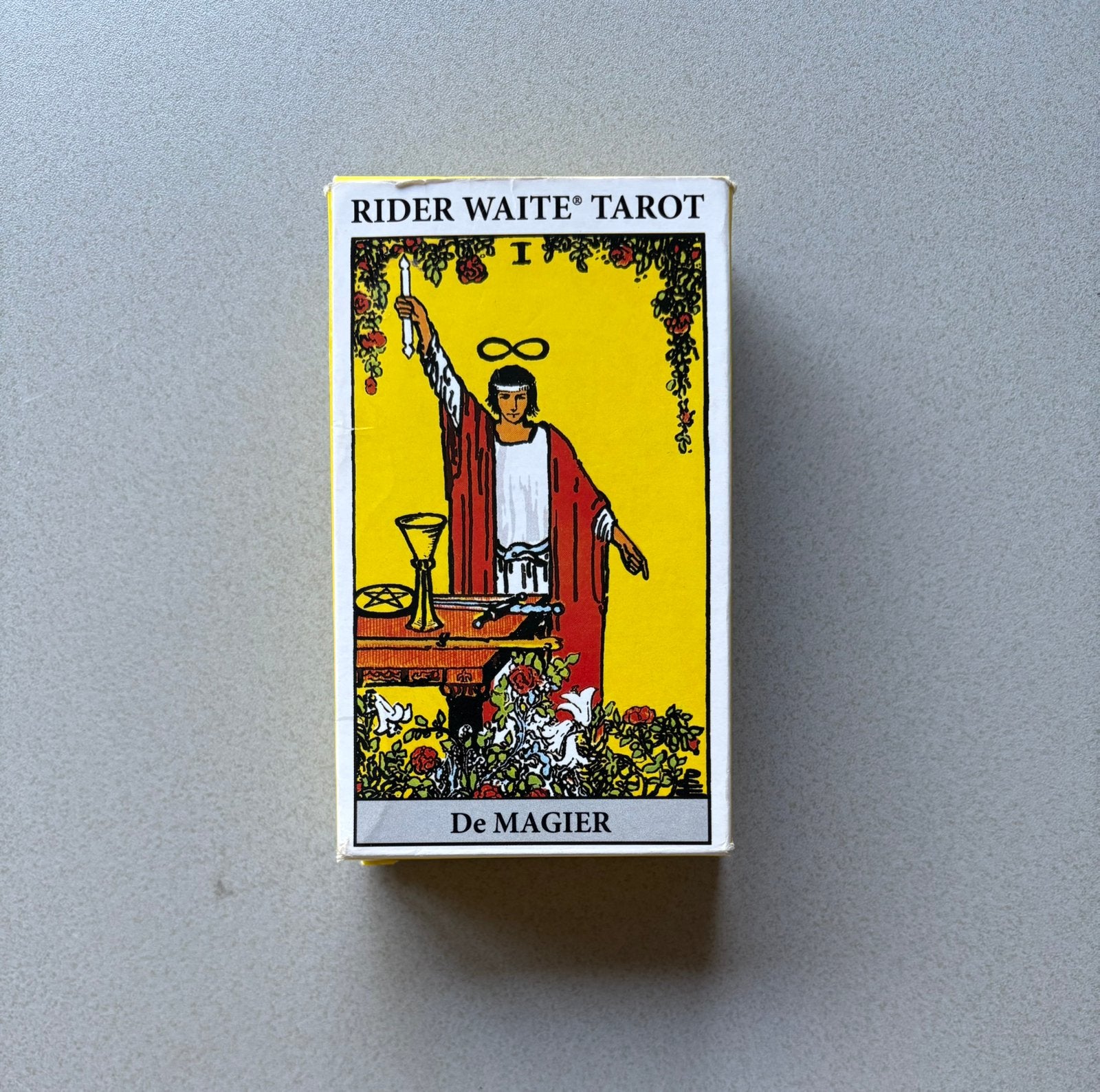 Rider WaiteTarot kaarten en twee boeken over Tarot, Ophalen of Verzenden, Gelezen, Tarot of Kaarten leggen, Achtergrond en Informatie
