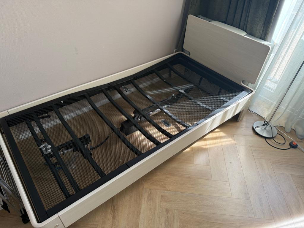 2x Auping elektrisch bed 90x200 met Maestro matrassen | 2021, Verstelbaar, Eenpersoons, Zwart, Ophalen of Verzenden