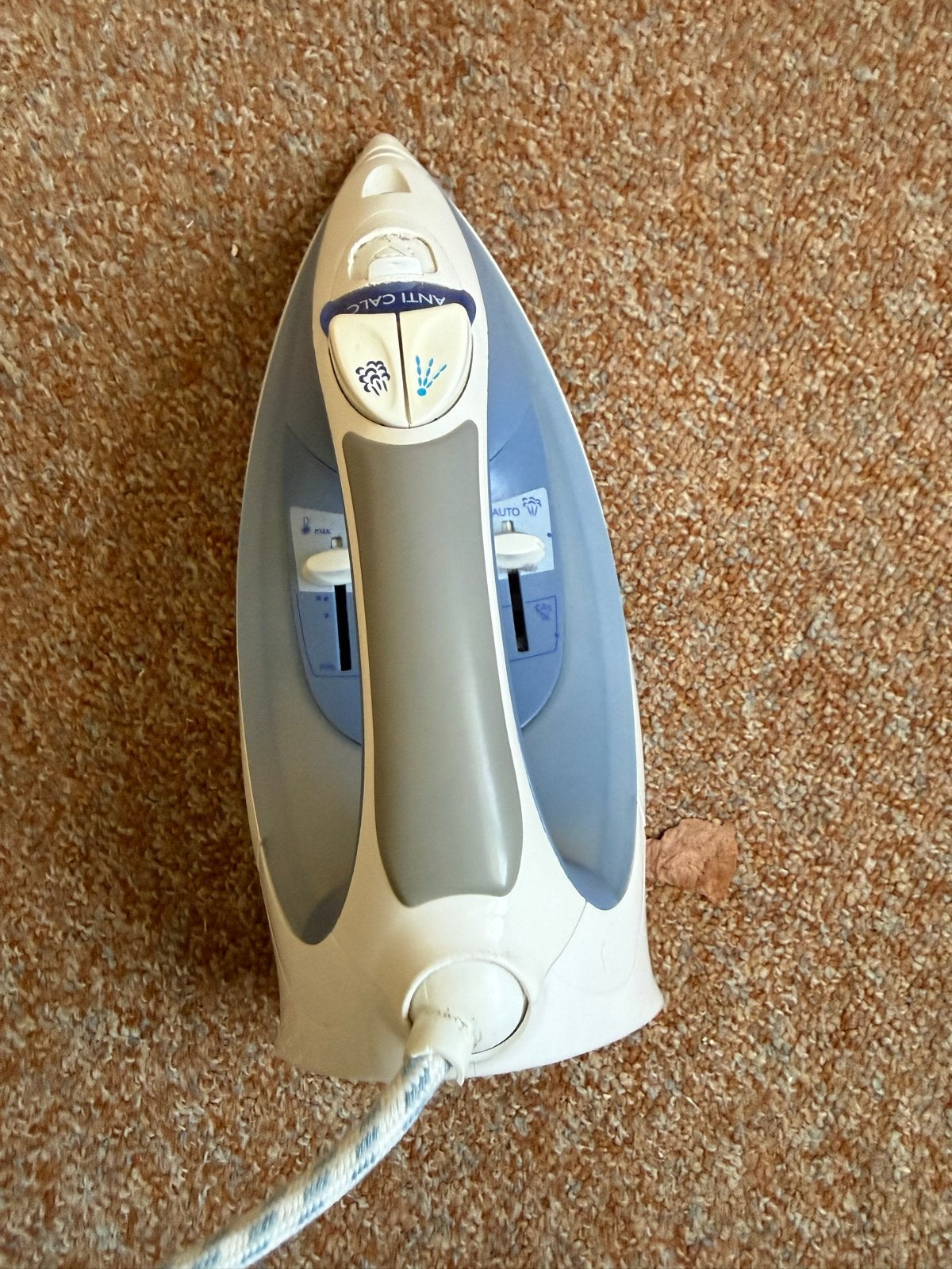 Tefal Strijkijzer Avantis 110 met Strijkplank, Ophalen, Gebruikt, Strijkijzer met snoer