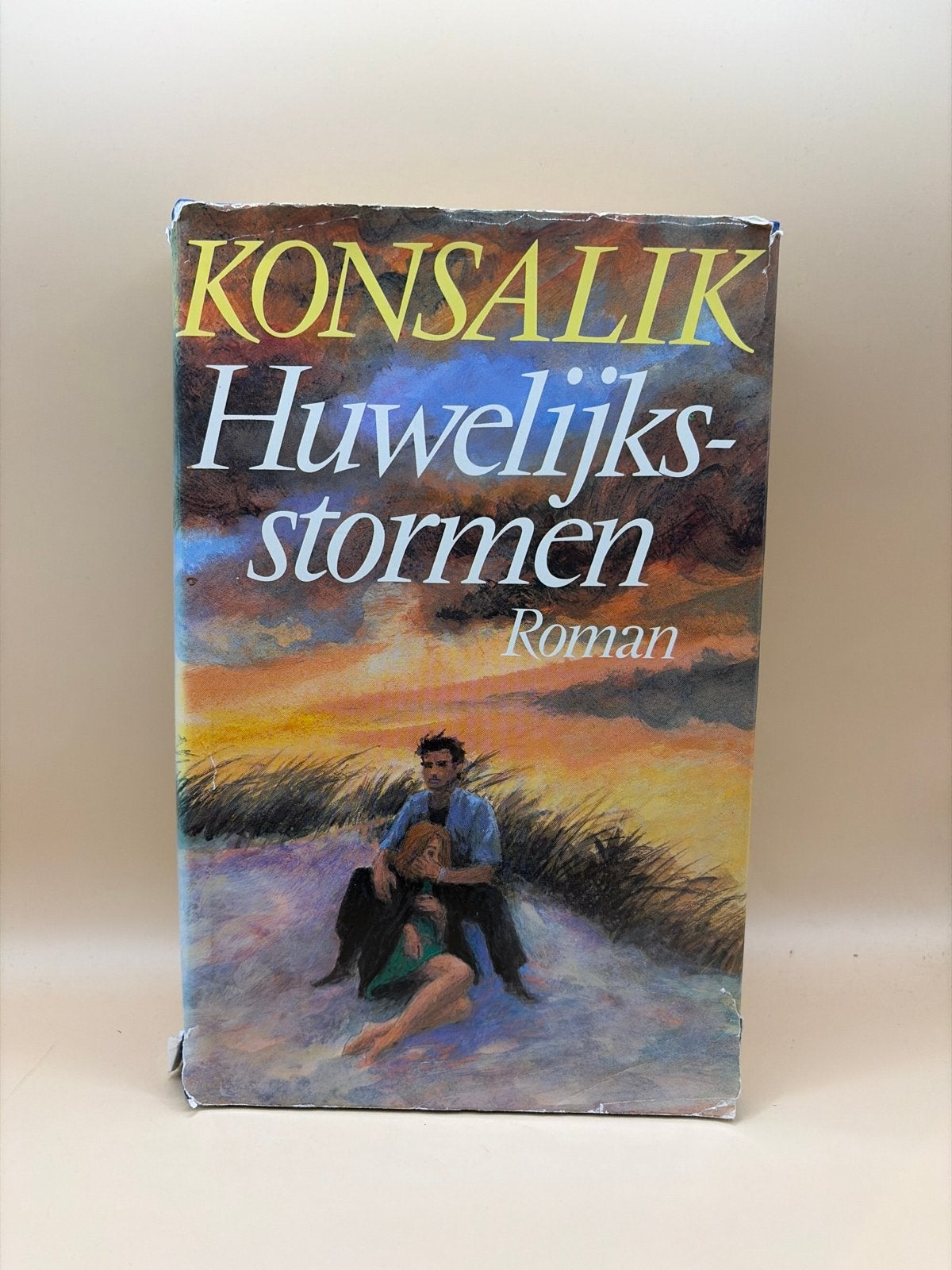 Konsalik - Huwelijksstormen Roman, Boeken, Ophalen of Verzenden, Gelezen, Europa overig