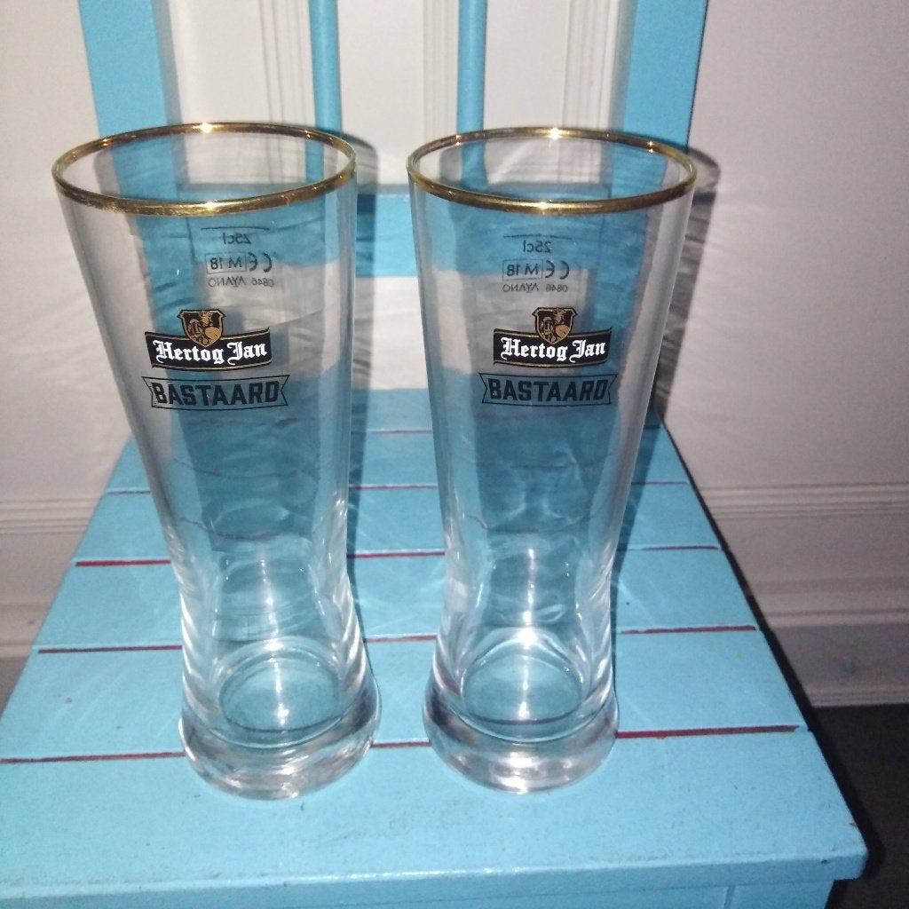 Hertog Jan Bastaard bierglazen 2 stuks, Verzamelen, Biermerken, Ophalen, Zo goed als nieuw, Glas of Glazen, Hertog Jan
