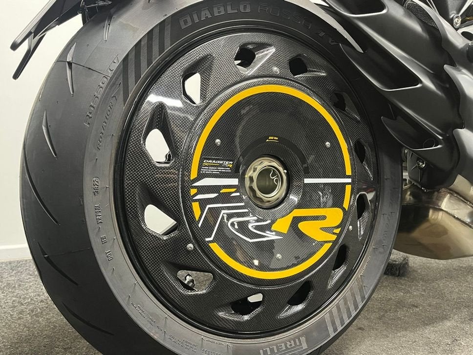 ⭐️⭐MV Agusta DRAGSTER 800 RR SCS (bj 2025)⭐️⭐, Motoren, Motoren | MV Agusta, Motorrijbewijs A, MV Agusta, Bedrijf, Meer dan 35 kW