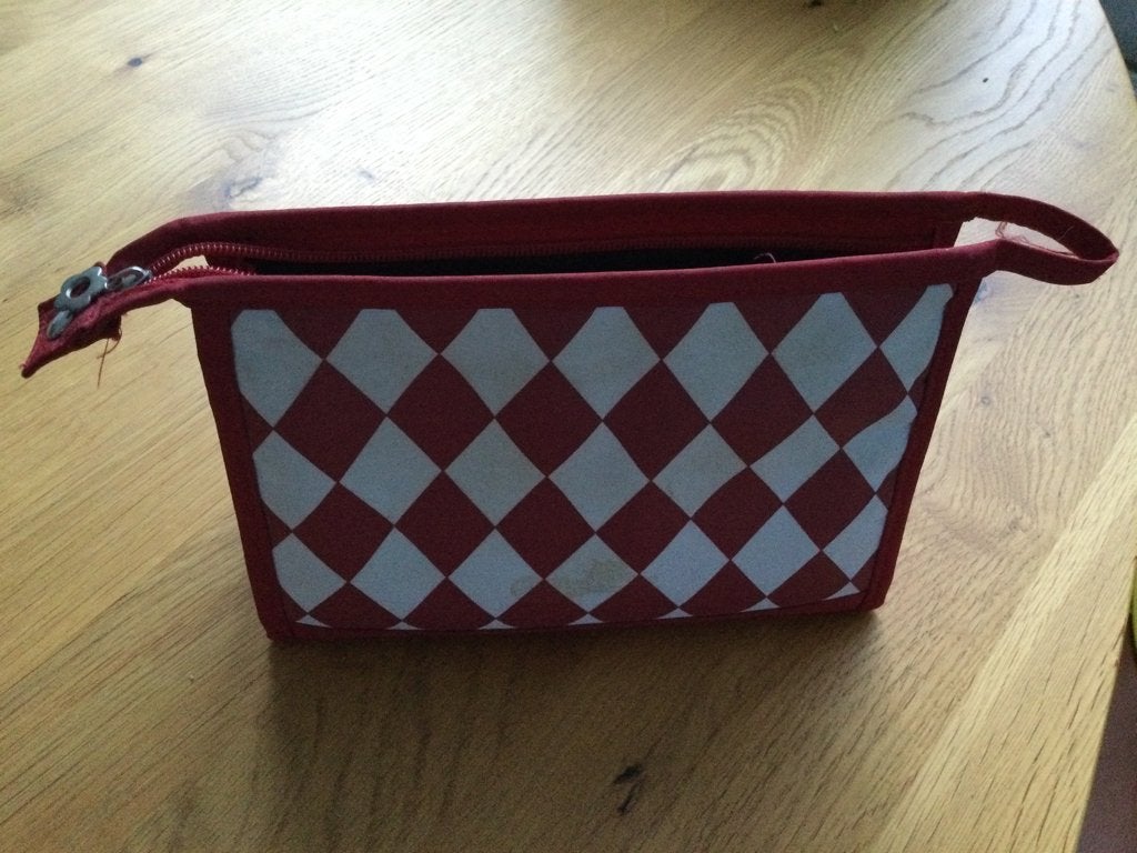 Toilettas, Sieraden, Tassen en Uiterlijk, Toilettassen, Ophalen of Verzenden, Gebruikt, Jongen of Meisje