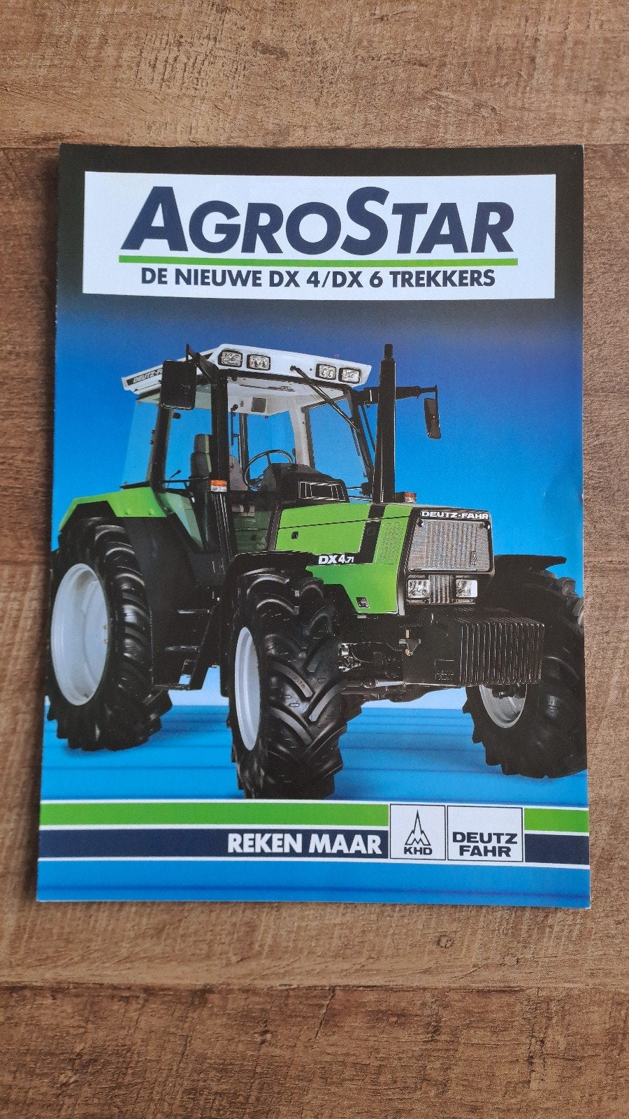 folder DEUTZ FAHR  AGROSTAR  de nieuwe DX 4 / Dx 6 trekkers, Ophalen of Verzenden, Zo goed als nieuw, Folder
