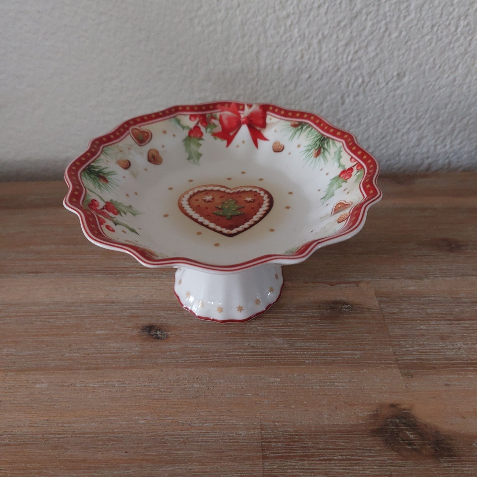 Villeroy en Boch Toy's Fantasy Kerst schaaltje
40 euro vast, Huis en Inrichting, Ophalen, Villeroy & Boch, Porselein, Schaal of Schalen