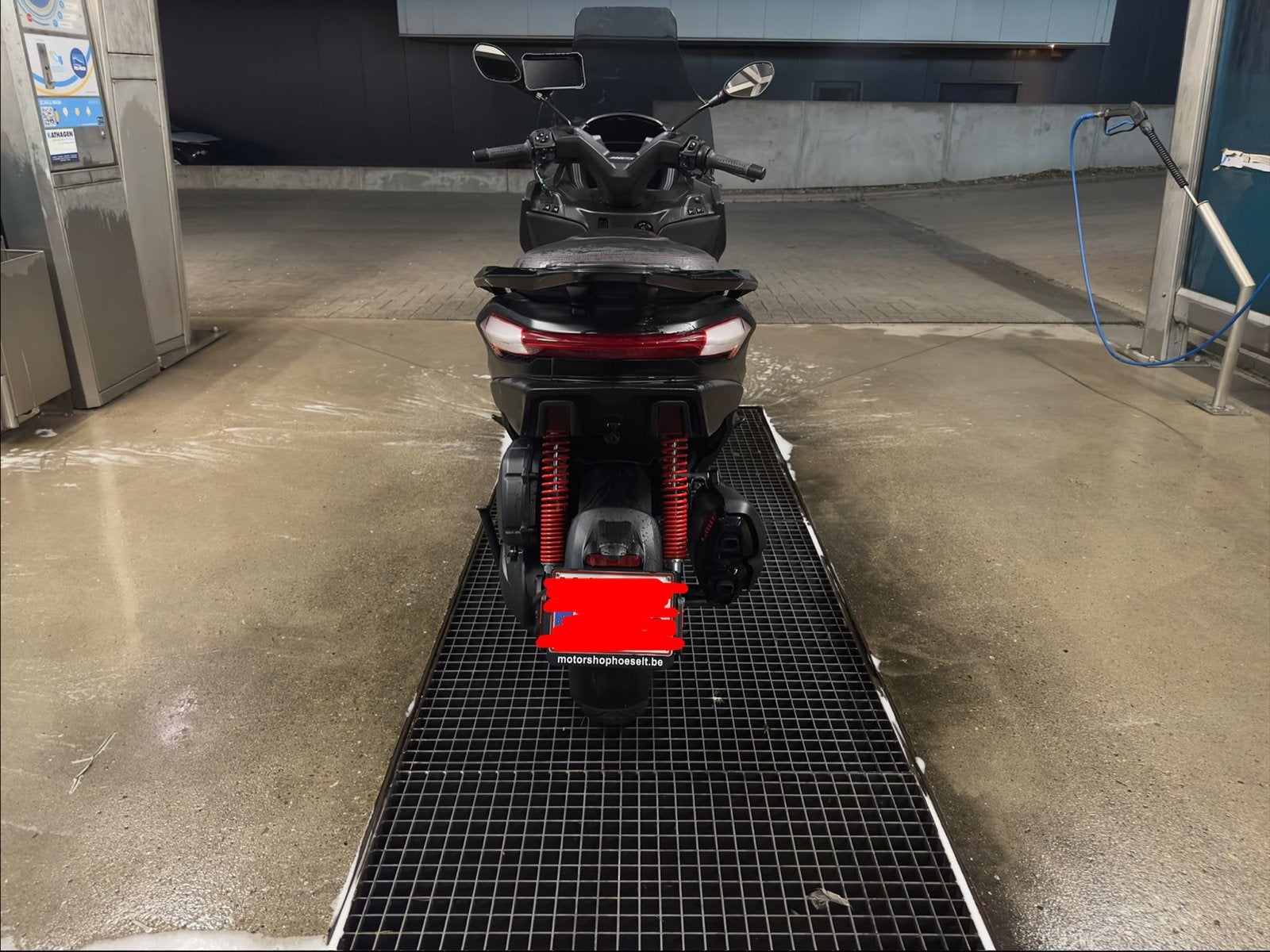 Piaggio MP3 400 HPE sport incl CarPlay & dual dashcam, Ophalen