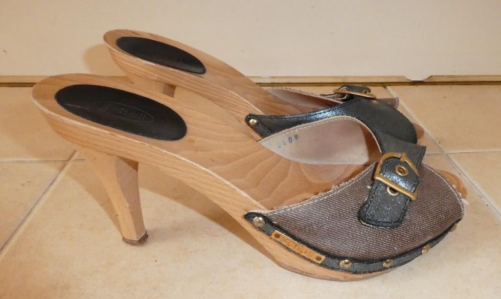 Scholl kleppertjes clogs maat 37 blauw metallic bruin canvas, Kleding | Dames, Schoenen, Zo goed als nieuw, Sandalen of Muiltjes