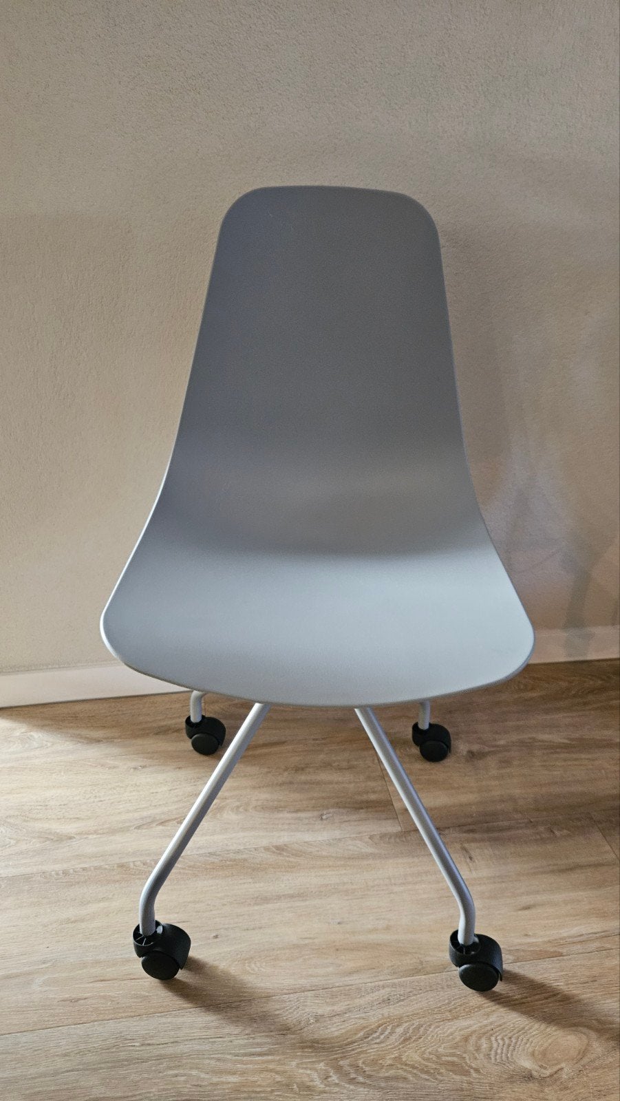 IKEA bureaustoel met wieltjes, Huis en Inrichting, Stoelen, Ophalen, Gebruikt, Metaal, Eén