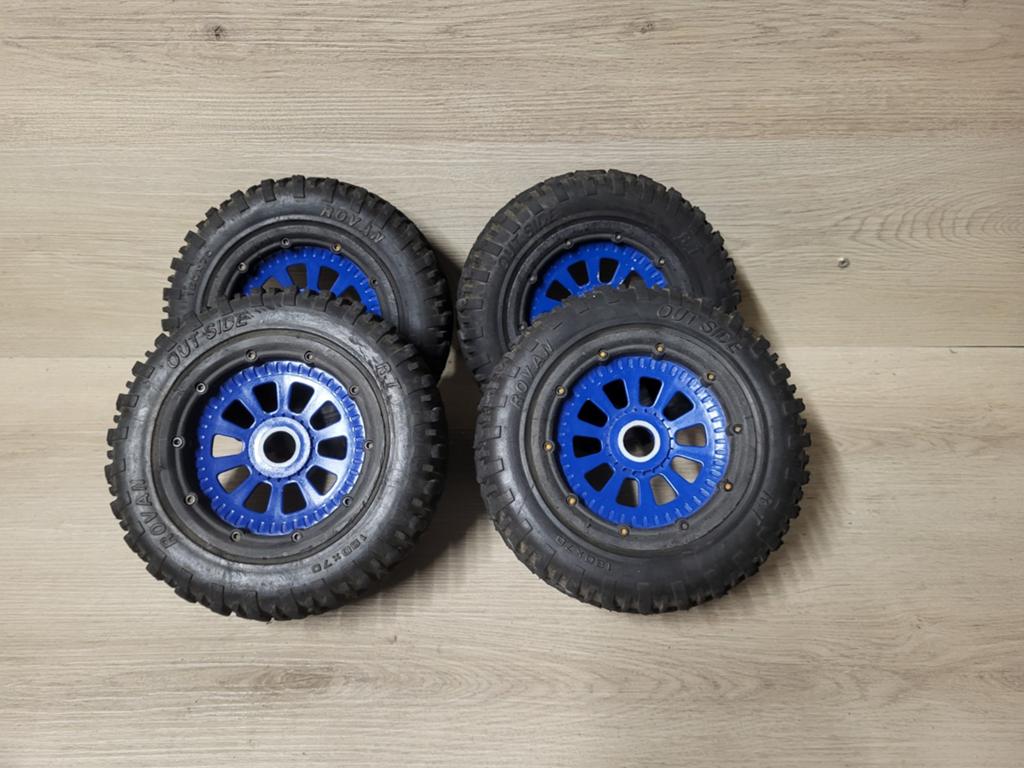 Losi 5ive T wielen, Benzine, Ophalen of Verzenden, Zo goed als nieuw, Onderdeel