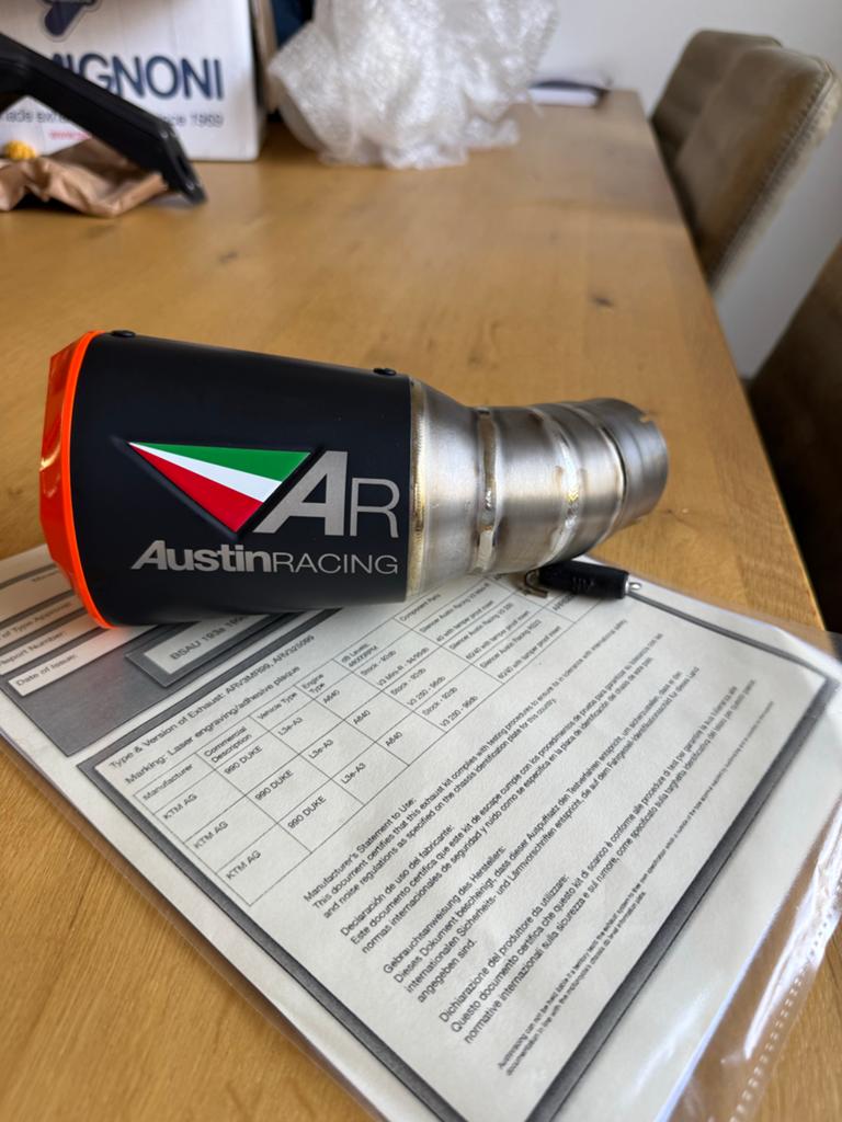 Austin Racing KTM Duke 990 slip-on uitlaat met documenten, Motoren, Ophalen of Verzenden, Nieuw