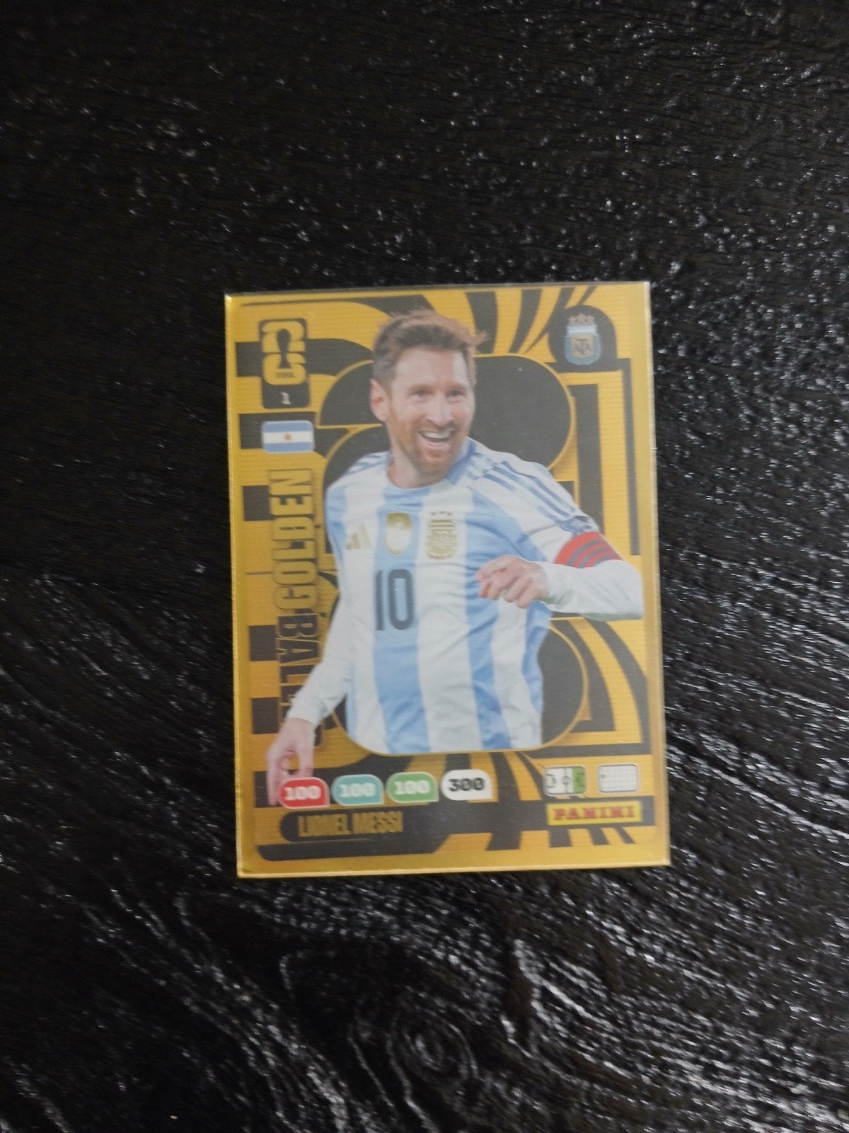 Golden Lionel Messi Panini  365 Spelerskaart, Verzamelen, Sportartikelen en Voetbal, Ophalen of Verzenden, Zo goed als nieuw, Buitenlandse clubs