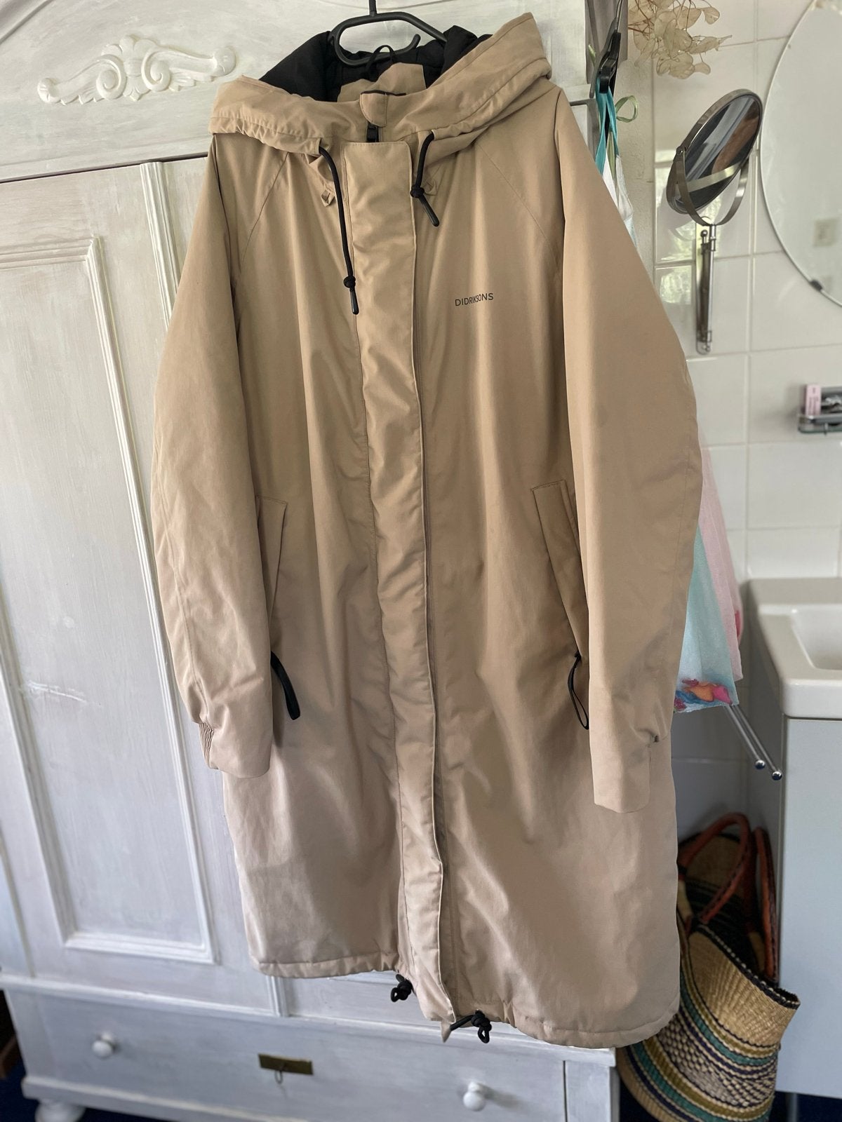 Didriksons winterjas dames maat 46 zo goed als nieuw, Ophalen of Verzenden, Zo goed als nieuw, Maat 46/48 (XL) of groter, Beige