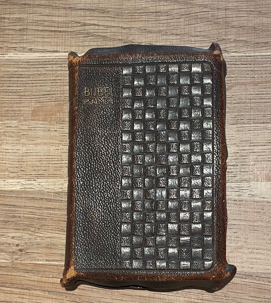 Oude NBG Zakbijbel  - Jongbloed Leeuwarden - Lederen kaft, Boeken, Ophalen of Verzenden, Gelezen
