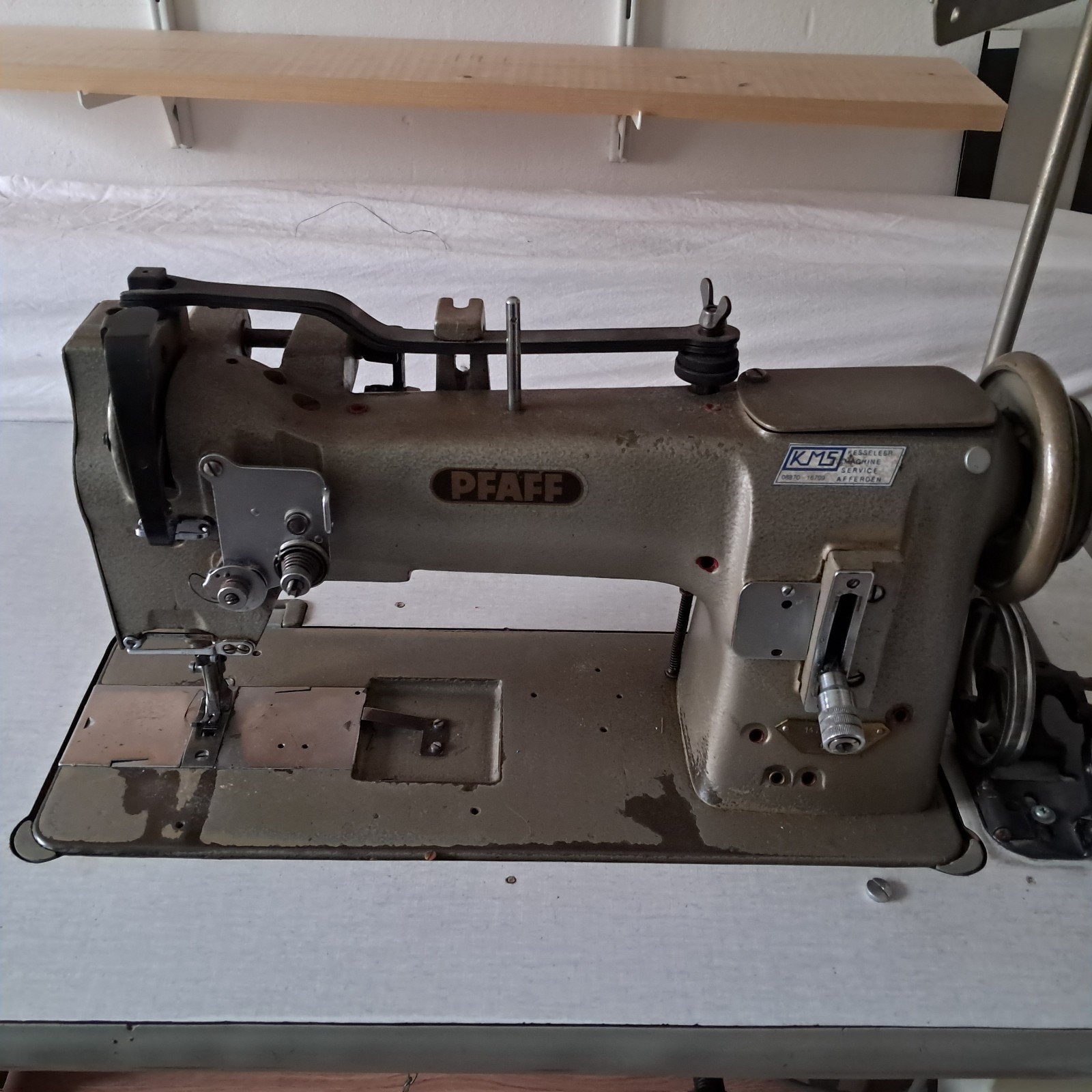 Industriële Pfaff leernaaimachine, Ophalen, Naaimachine, Industrieel, Gebruikt
