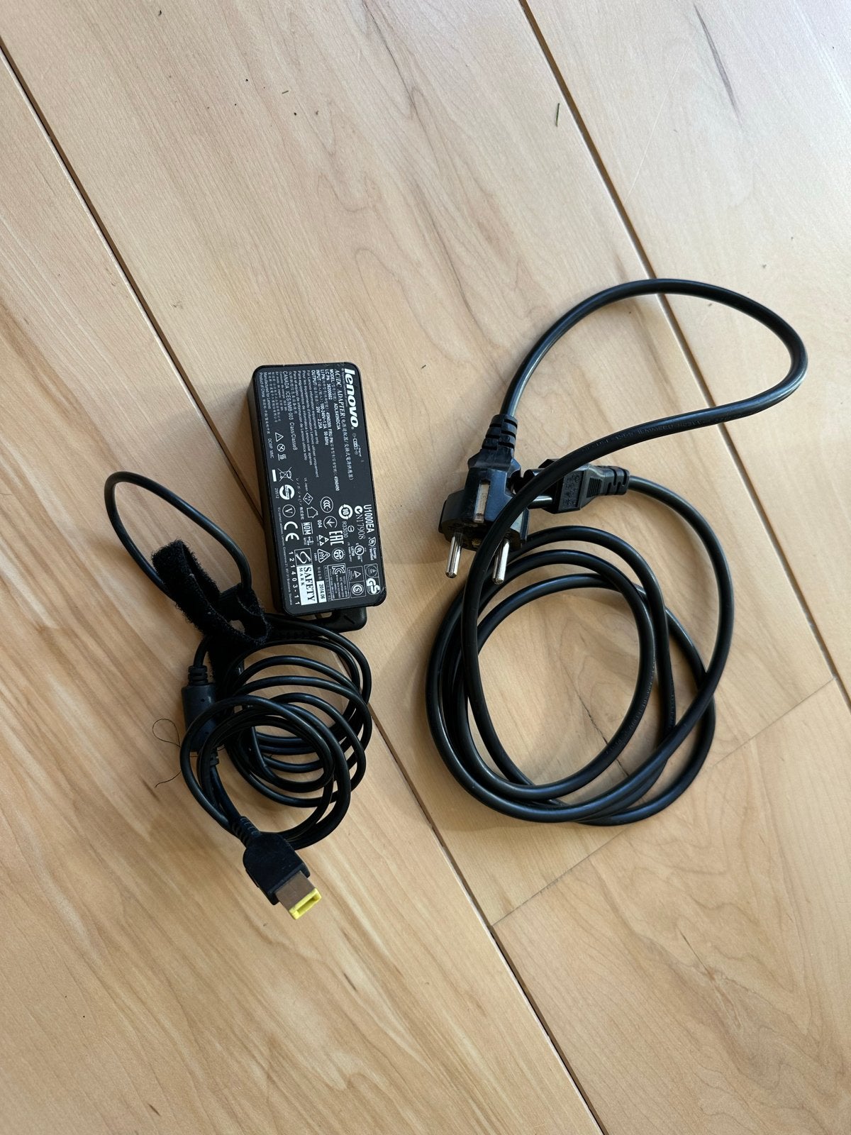 Lenovo laptoplader - Originele AC/DC adapter, Ophalen of Verzenden, Zo goed als nieuw