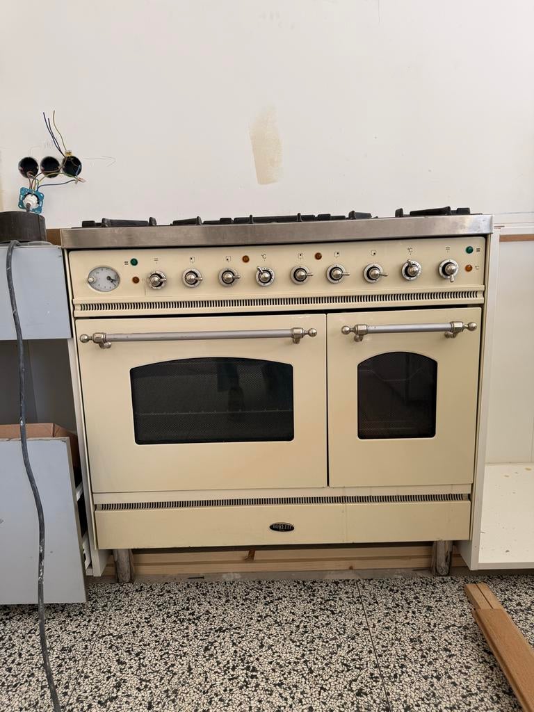 Boretti Fornuis 90x 60  met Dubbele Oven en 5Gasbranders, Ophalen, Gebruikt, Hete lucht, 60 cm of meer