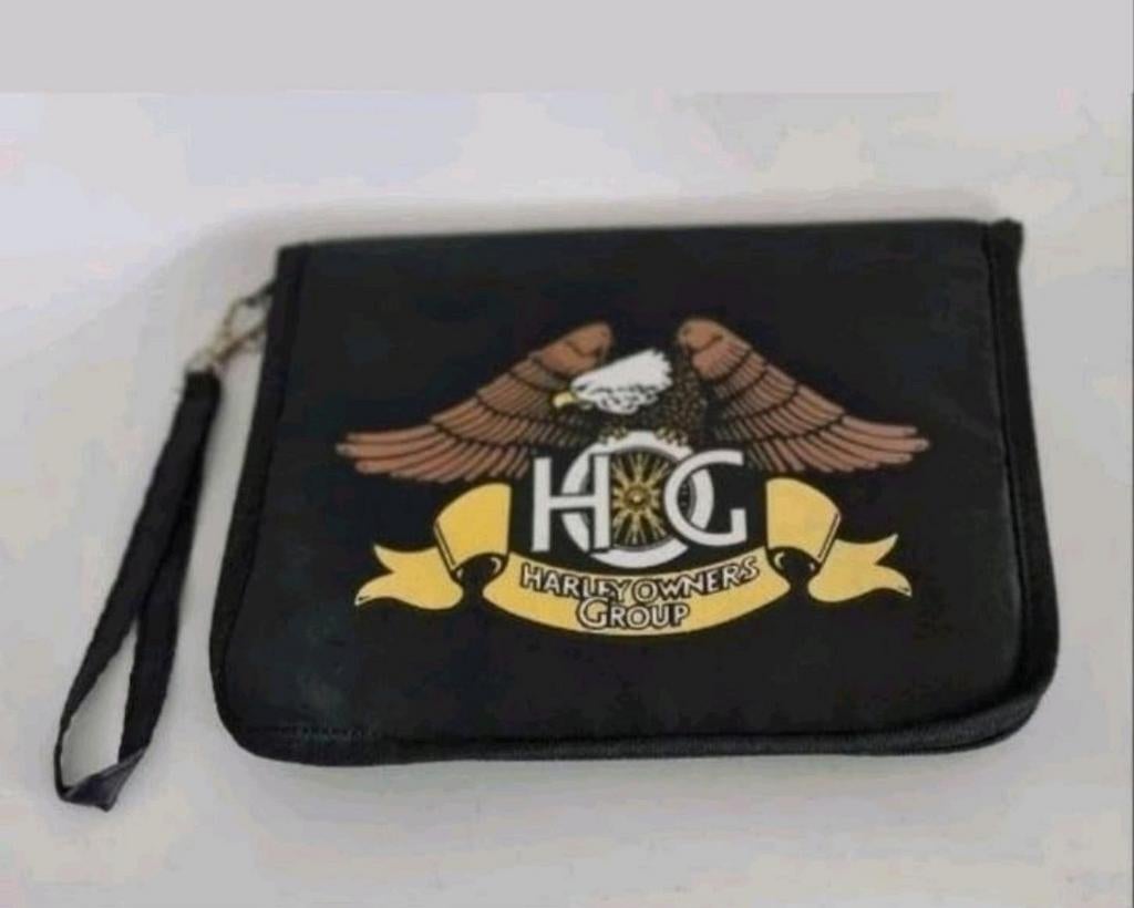 Harley Davidson Pouch Etui HOG
Vintage Harley Davidson Motor, Motoren, Ophalen of Verzenden