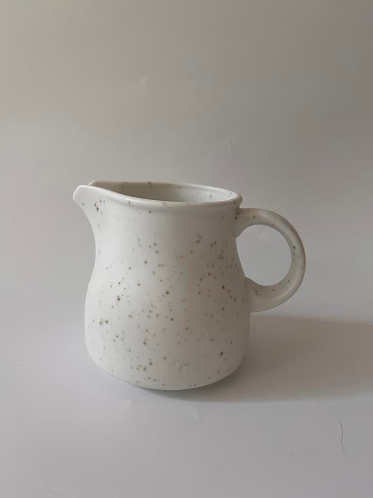 Arzberg kannetje met spikkeltjes, Huis en Inrichting, Overige typen, Ophalen of Verzenden, Zo goed als nieuw, Overige stijlen