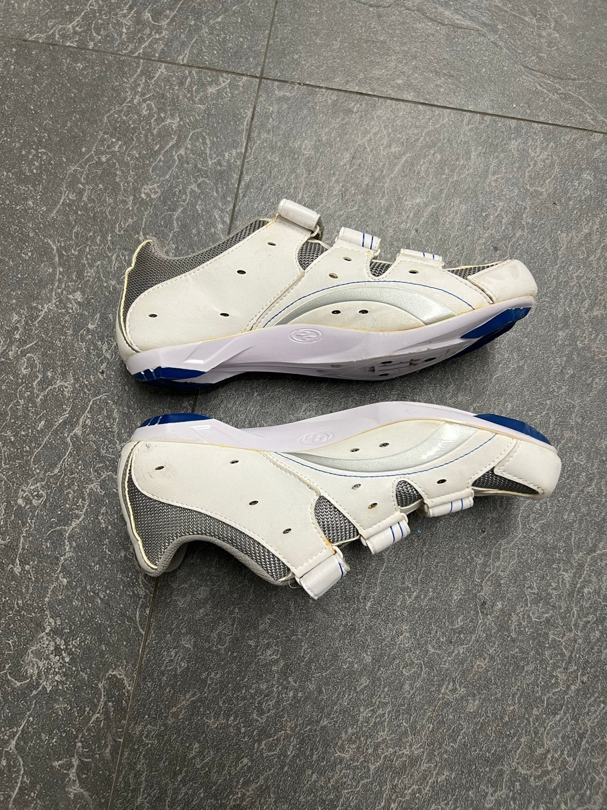 Specialized fietsschoenen - Wit/Blauw - Maat 41, Ophalen of Verzenden, Gebruikt, Kleding
