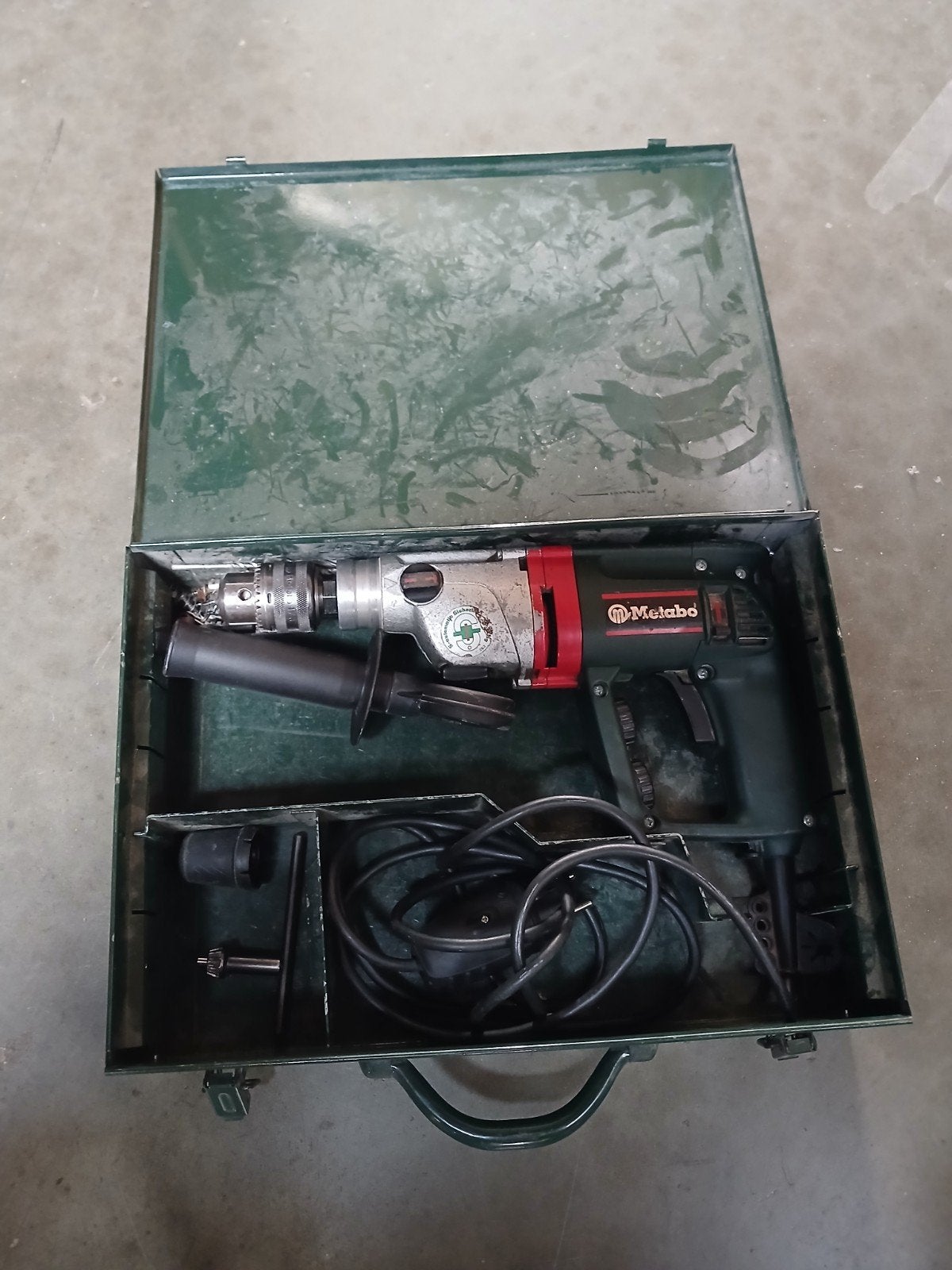 Metabo Klopboormachine met Zijhandgreep en Stalen Koffer, Ophalen, Boormachine