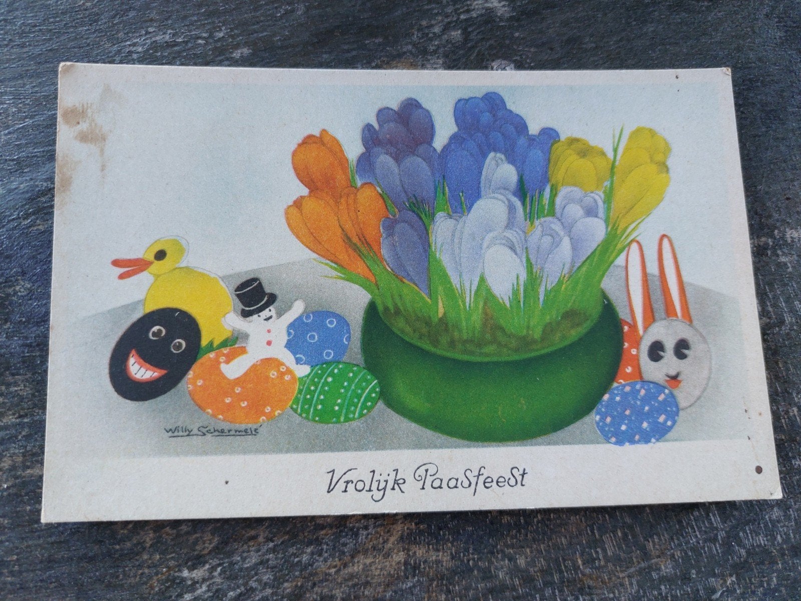 Vintage Paaskaart met kuiken, paashaas en eieren, Verzamelen, Ophalen of Verzenden, 1920 tot 1940, Gelopen, Feest(dag)
