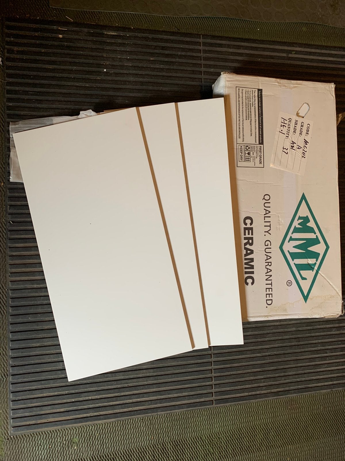 Wandtegels wit, Doe-het-zelf en Verbouw, Tegels, Nieuw, Wandtegels, Keramiek, 60 cm of meer, 20 tot 40 cm, 5 tot 10 m², Ophalen