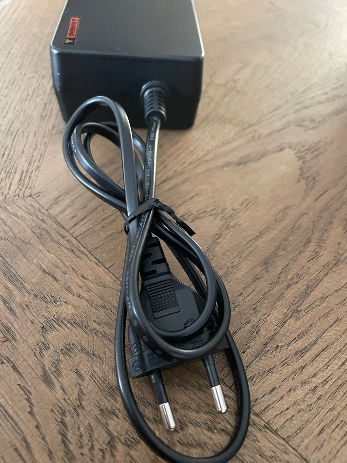 Shimano EC-E6000 Fietsaccu Lader, Ophalen of Verzenden, Zo goed als nieuw
