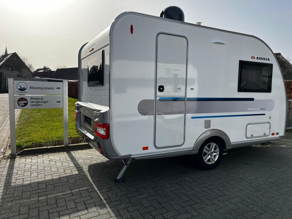 Adria Altea4four 362 LH exclusief en sportief!, Caravans en Kamperen, Caravans, Overige typen, Rondzit, Tot en met 2, Bedrijf