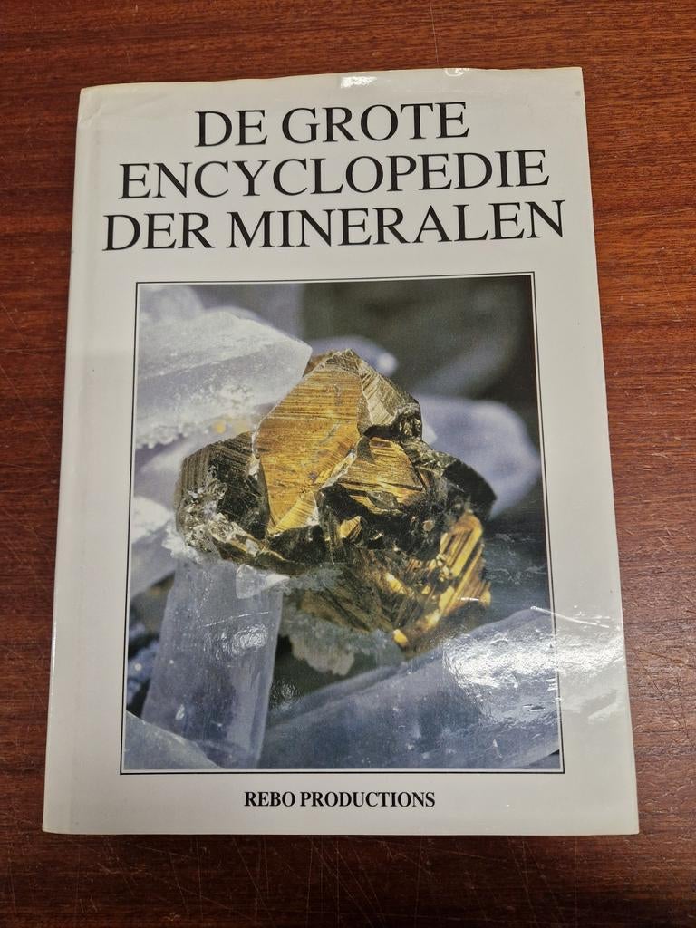 De Grote Encyclopedie der Mineralen - REBO Productions, Boeken, Encyclopedieën, Gelezen, REBO Productions, Ophalen of Verzenden