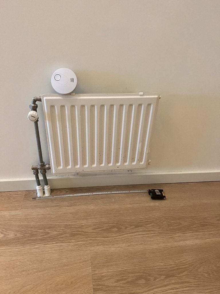 Strakke Radiatorombouw op Maat | Horizontaal & Verticaal 12A, Ophalen, Hout, Zwart, Nieuw