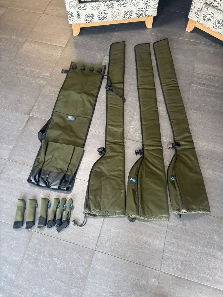 aqua black series quiver en sleeves, Ophalen of Verzenden, Zo goed als nieuw, Overige typen