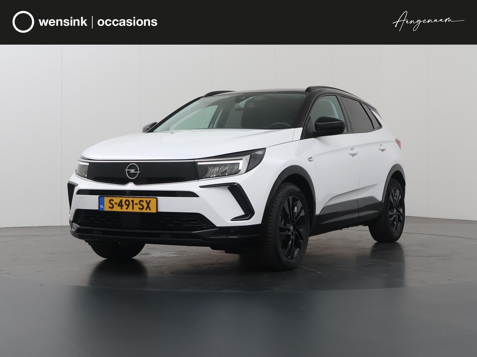 Opel Grandland 1.2 Turbo Level 4 | Navigatie | Parkeercamera, Auto's, Gebruikt, Euro 6, 1199 cc, Leder en Stof